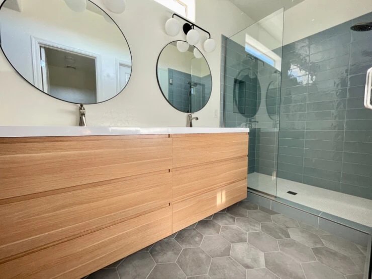 9 Best Materials for Shower Walls