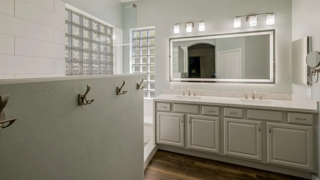 Shower Pony Wall Height