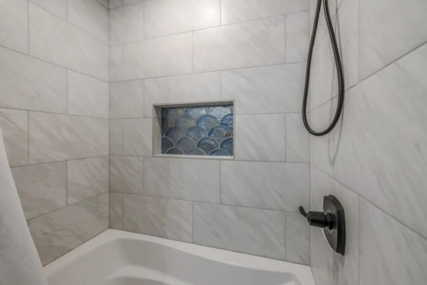 Using Large Format Tiles for Shower Walls