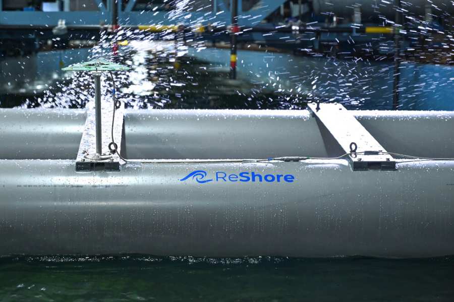 ReShore aquaculture breakwaters to protect coasts, produce food and