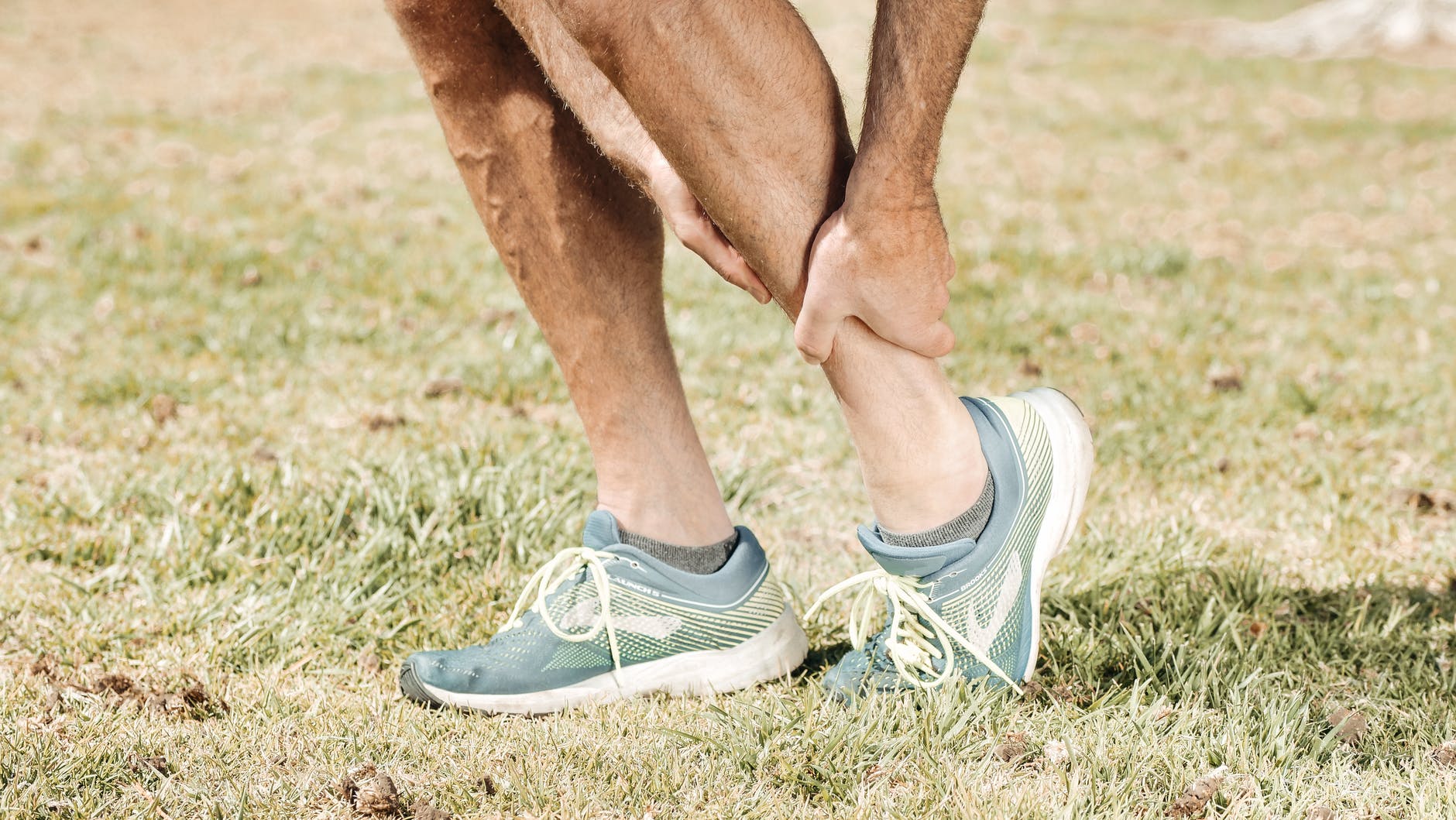7 Causes Of Sudden Ankle Pain Without Injury Physio Insights