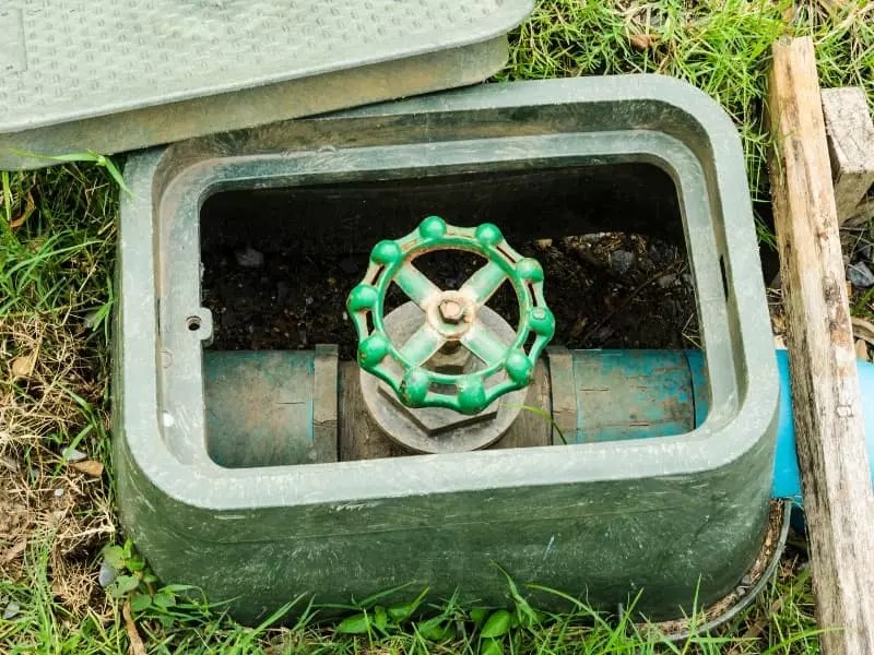 How to Locate and Operate an Outside Water ShutOff Valve Phyxter