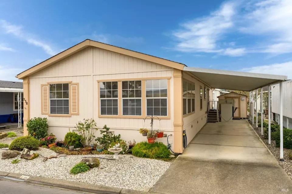 238 Clover Way, Napa, CA 94558 39 Photos Movoto