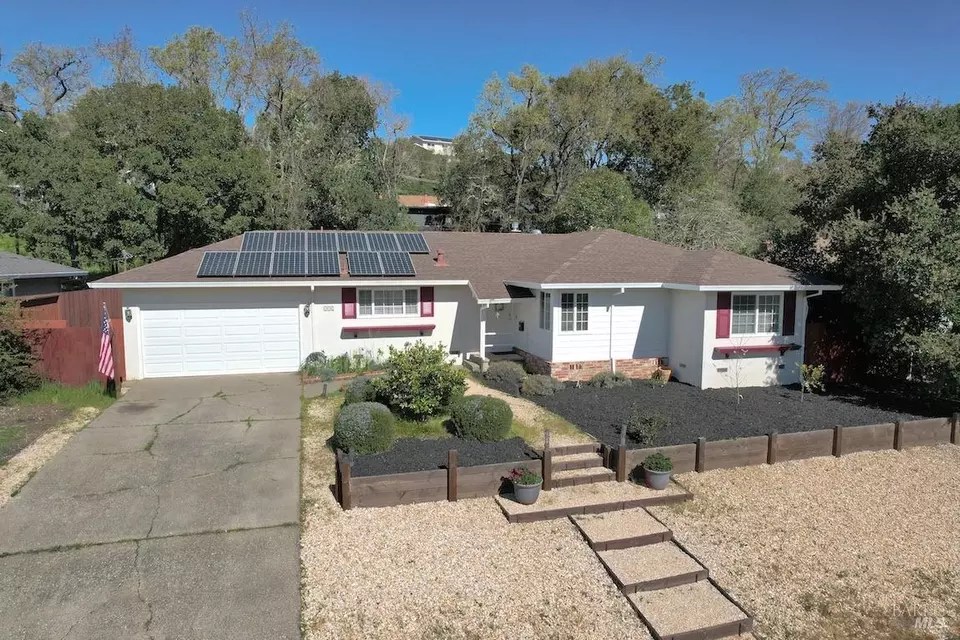 606 Arthur St, Novato, CA 94947 28 Photos Movoto