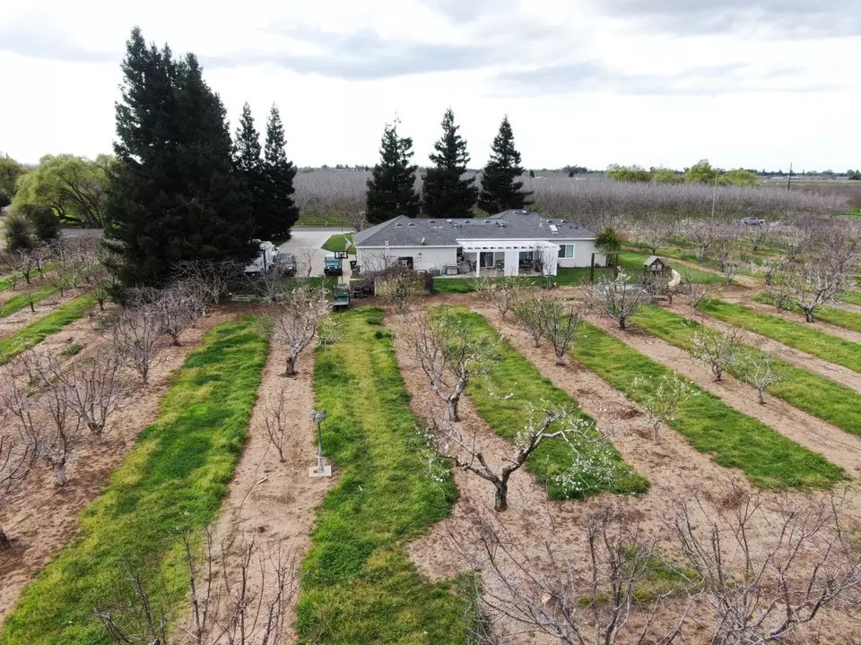 3904 N Alpine Rd, Stockton, CA 95215 15 Photos Movoto