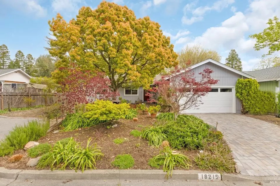 18215 Mana Way, Sonoma, CA 95476 45 Photos Movoto