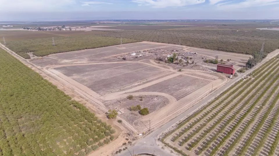 32015 Avenue 10, Madera, CA 93636 43 Photos Movoto