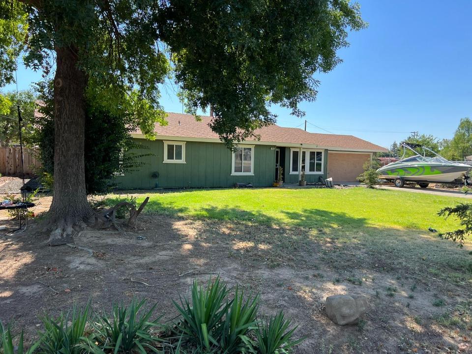 17067 Crystal Dr, Madera, CA 93638 Movoto