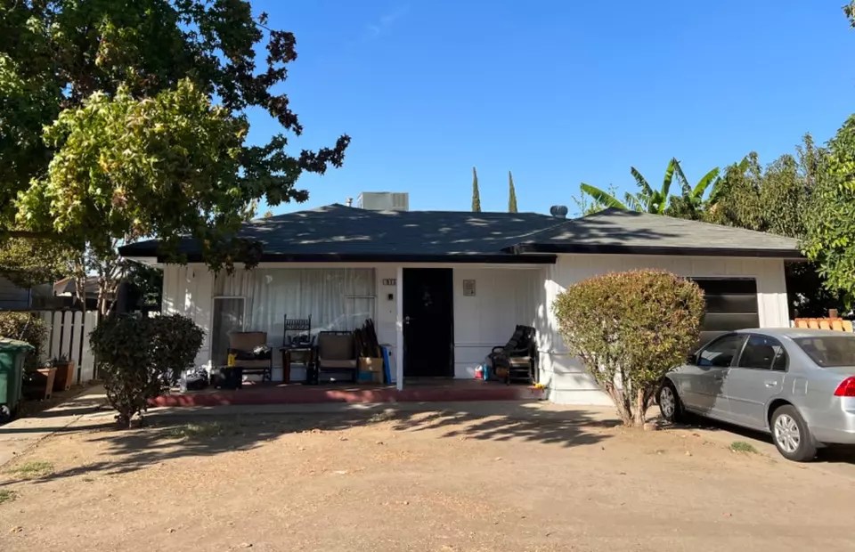 913 E Lincoln Ave, Madera, CA 93638 Movoto