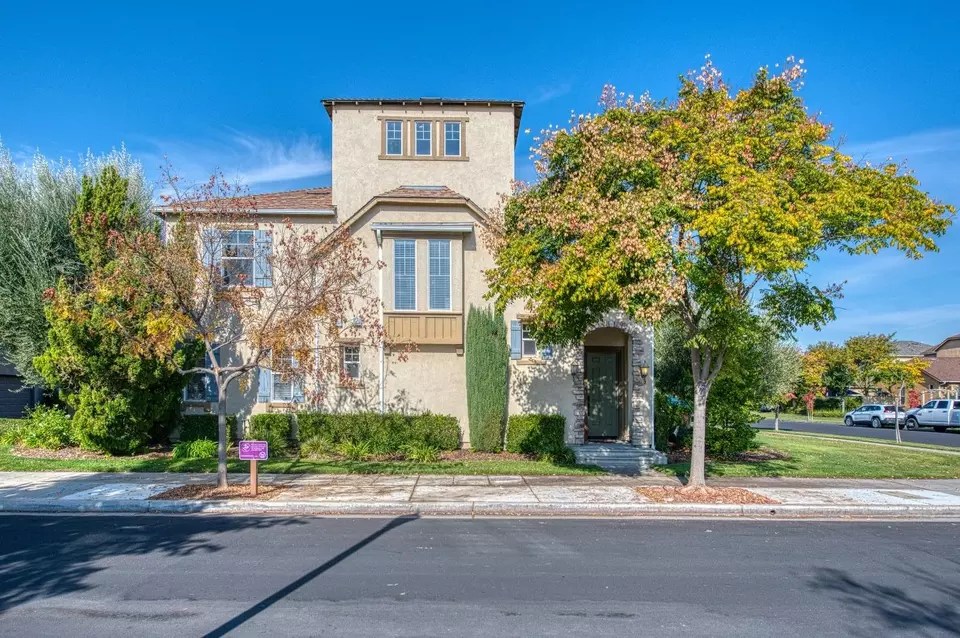 3991 Harlan Ranch Blvd, Clovis, CA 93619 21 Photos Movoto