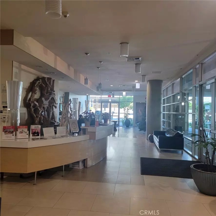 267 S San Pedro St 208, Los Angeles, CA 90012 14 Photos Movoto