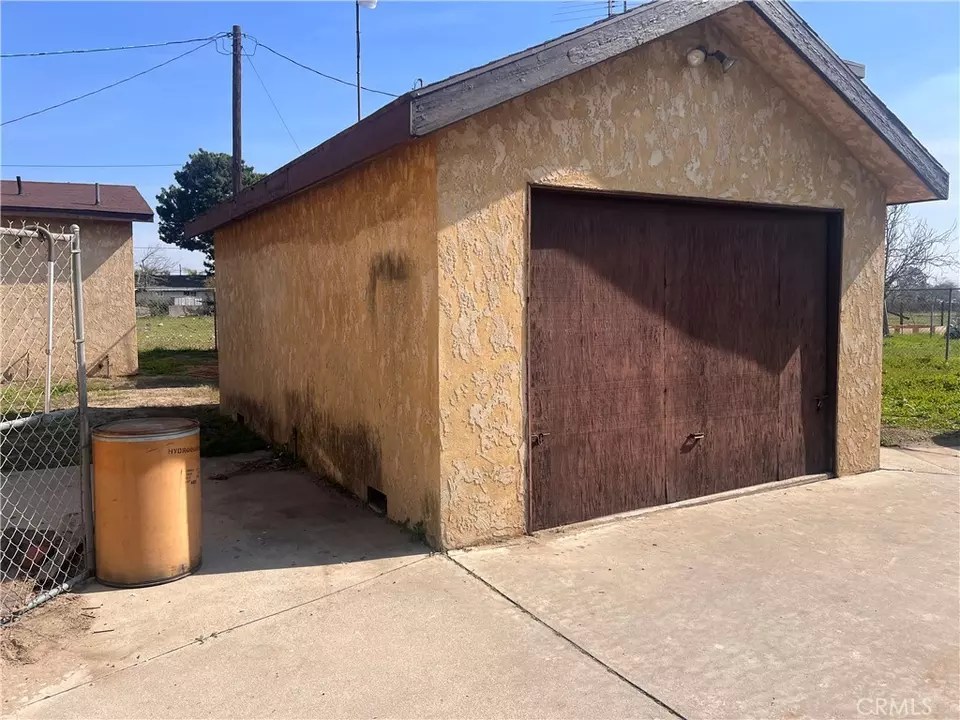 18147 San Bernardino Ave, Bloomington, CA 92316 5 Photos Movoto