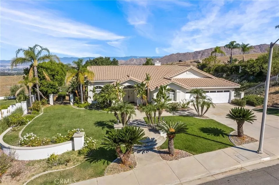 6528 Blackwood St, Riverside, CA 92506 41 Photos Movoto