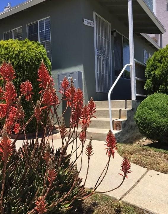 7009 Flight Ave, Los Angeles, CA 90045 17 Photos MLS LG22106053
