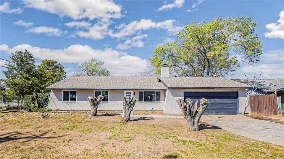 16480 Adelia St, Hesperia, CA 92345 23 Photos Movoto