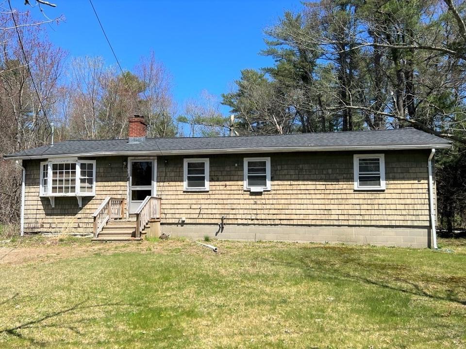 92 Old Center St, Middleboro, MA 02346 25 Photos MLS 72970738 Movoto