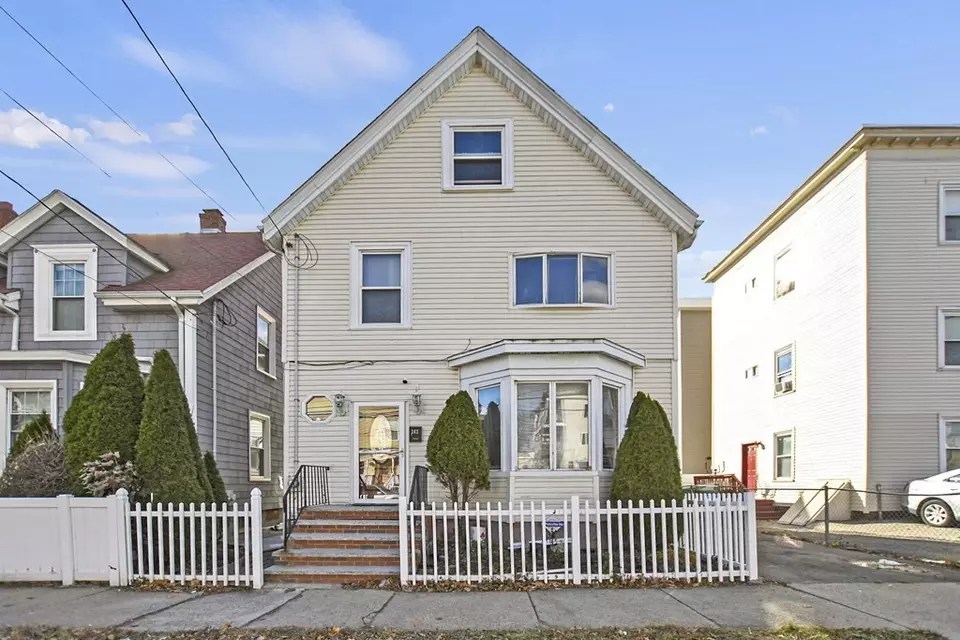 242 Eastern Ave, Lynn, MA 01902 23 Photos Movoto