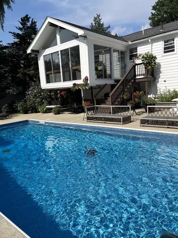 255 Sumner St, Norwood, MA 02062 22 Photos Movoto