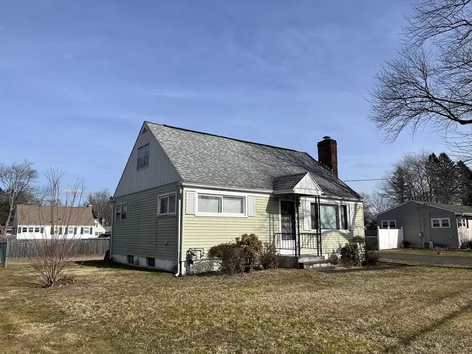 28 Florida Dr, Agawam, MA 01001 28 Photos Movoto