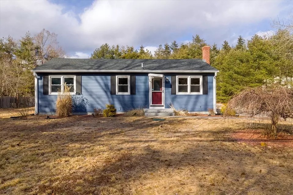 969 West St, Gardner, MA 01440 24 Photos Movoto