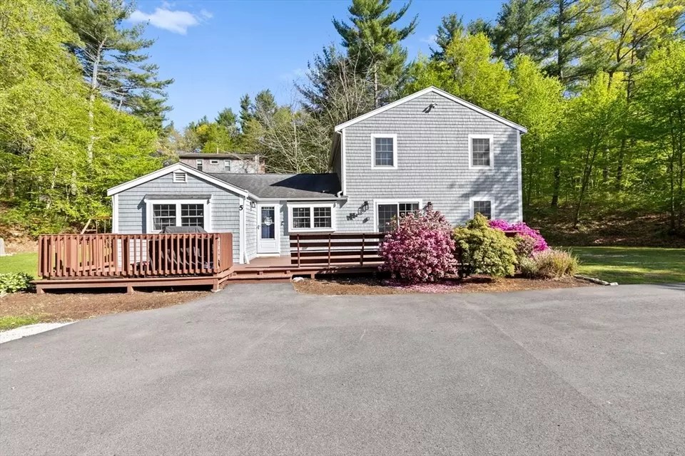 5 Hatch Rd, Pembroke, MA 02359 31 Photos Movoto