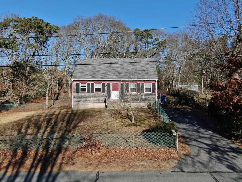 24 Williams Ave, Pocasset, MA 02559 53 Photos Movoto