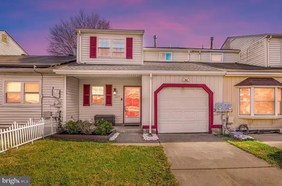 117 E Beaver Ct, Bear, DE 19701 30 Photos Movoto