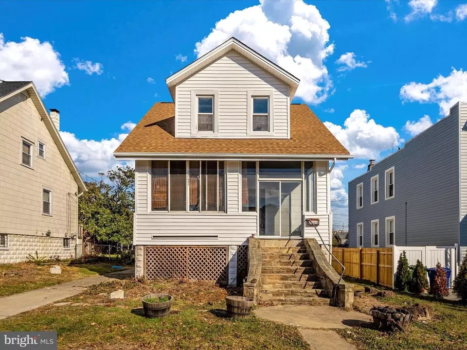 2908 Pinewood Ave, Baltimore, MD 21214 16 Photos Movoto