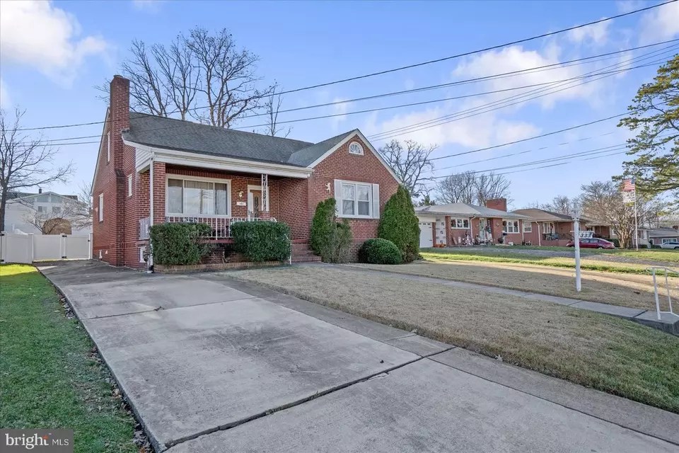 333 Ida Ave, Essex, MD 21221 40 Photos Movoto