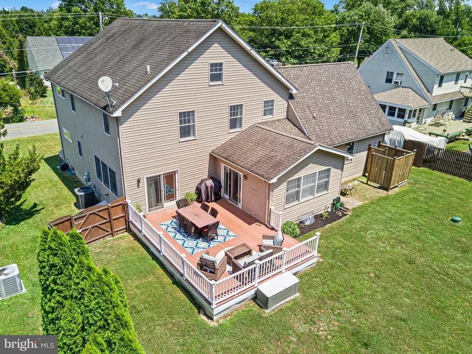 192 Hollywood Beach Rd, Chesapeake City, MD 21915 45 Photos Movoto