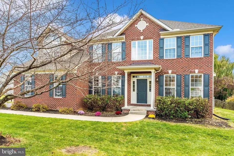 614 S Main St, Woodsboro, MD 21798 78 Photos Movoto