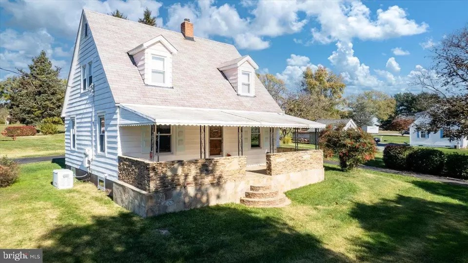 4709 Linthicum Rd, Dayton, MD 21036 54 Photos Movoto