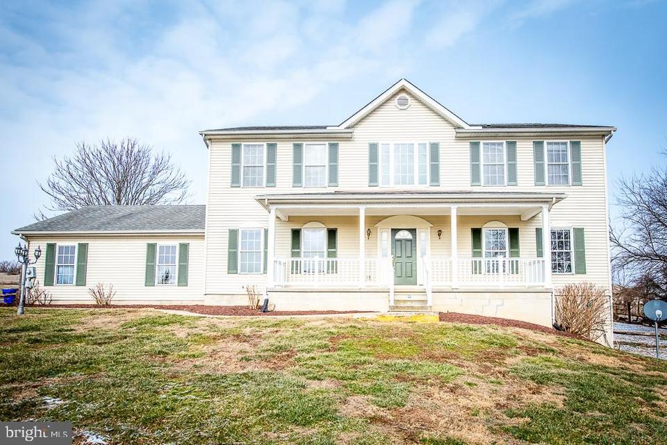12217 Kingsley Rd, Clarksburg, MD 20871 70 Photos Movoto