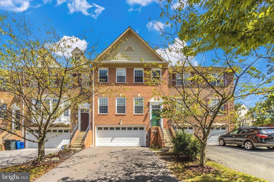 13632 Valley Oak Cir, Rockville, MD 20850 1 photo Movoto