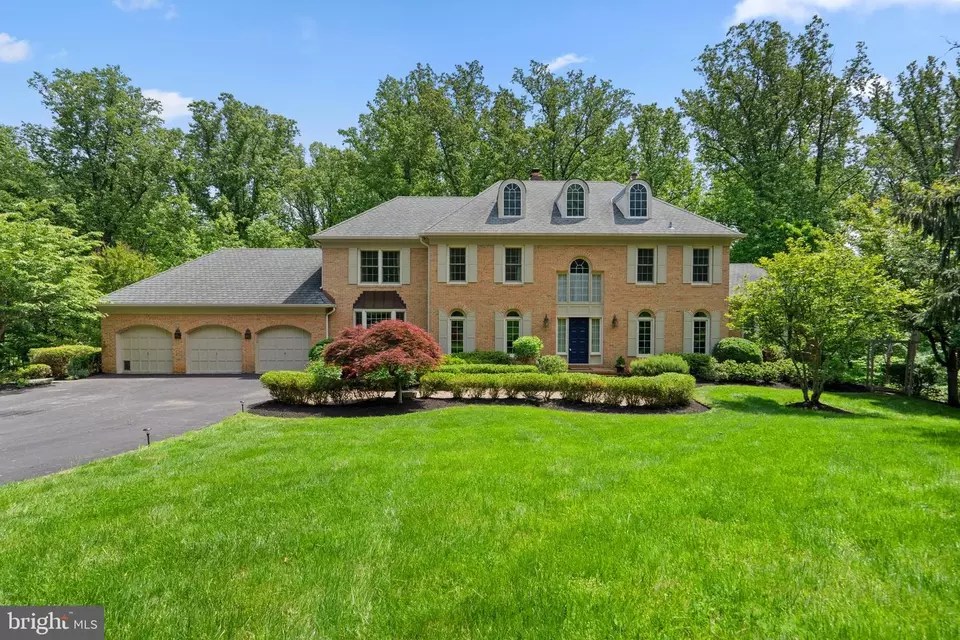 8801 Mary Mead Ct, Potomac, MD 20854 Movoto