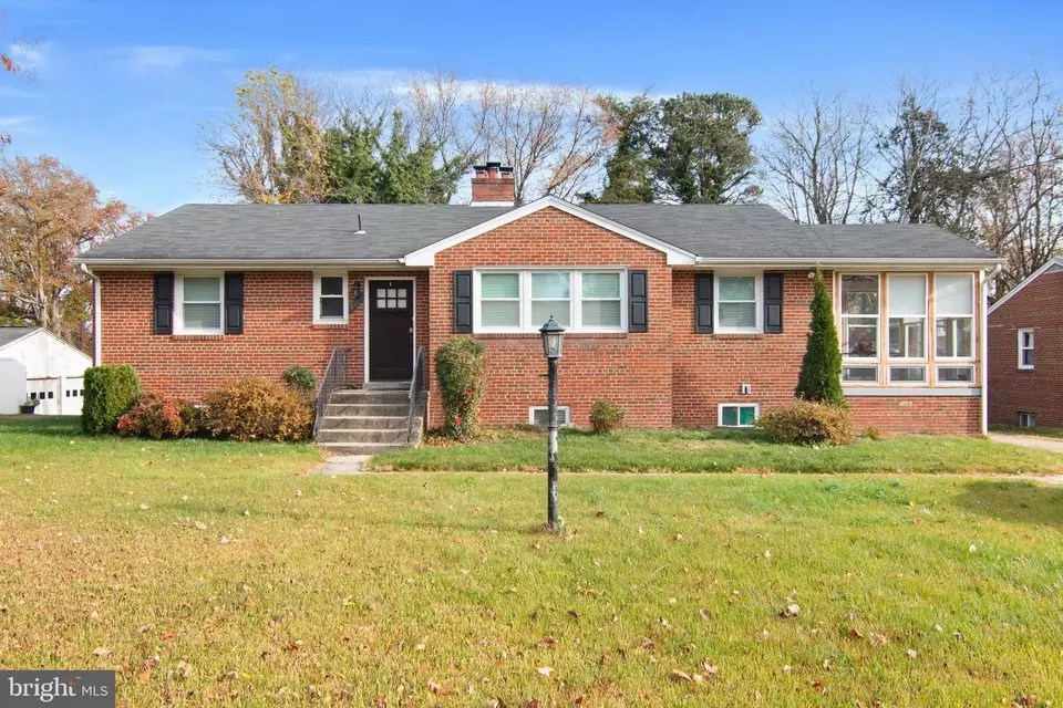 4817 Henderson Rd, Temple Hills, MD 20748 25 Photos Movoto