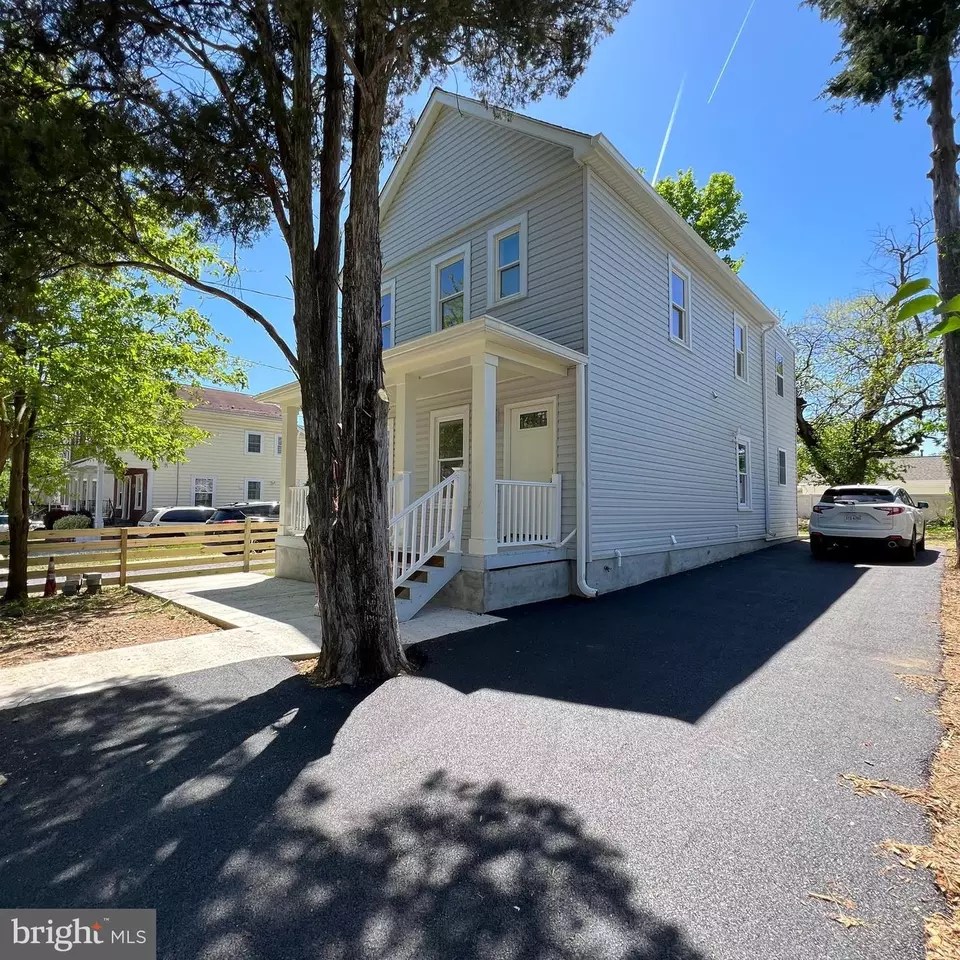 4514 38th St, Brentwood, MD 20722 29 Photos Movoto