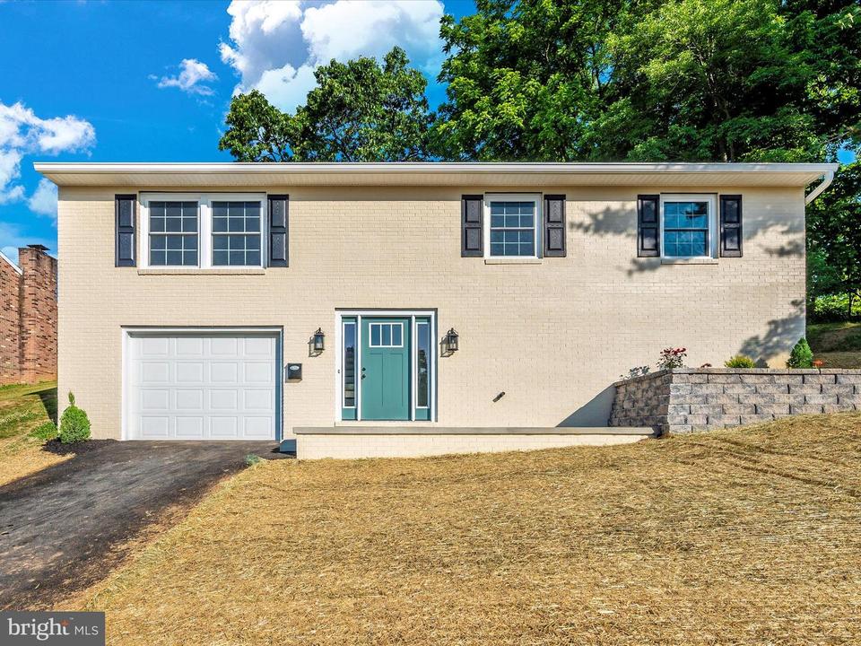 10910 Tennebrook Rd, Hagerstown, MD 21740 1 photo Movoto