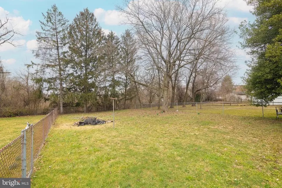 728 Lincoln Ave, Burlington, NJ 08016 20 Photos Movoto