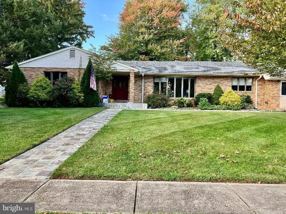 1106 Hollis Ave, Cherry Hill, NJ 08002 19 Photos Movoto