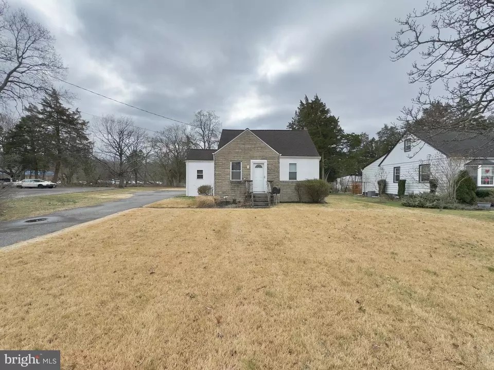 348 New St E, Glassboro, NJ 08028 32 Photos Movoto