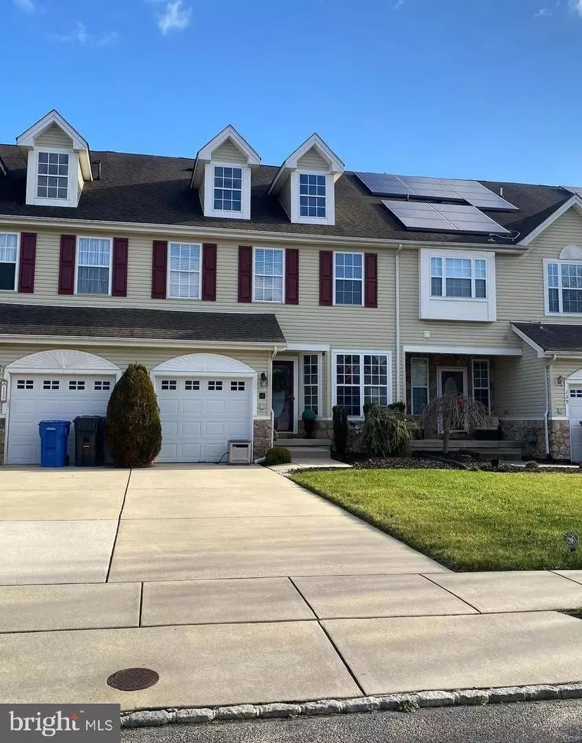 137 Westbrook Dr, Swedesboro, NJ 08085 39 Photos Movoto