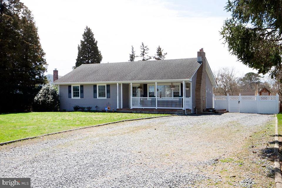 24 Leitz Blvd, Tuckerton, NJ 08087 47 Photos MLS NJOC2008960 Movoto