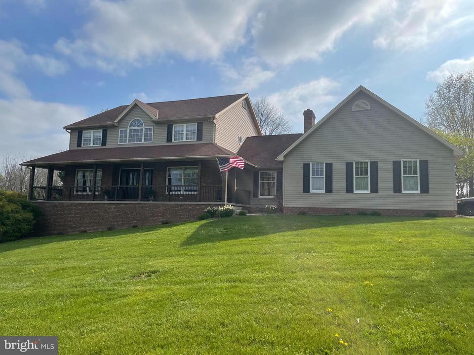 425 Dicks Dam Rd, New Oxford, PA 17350 5 Photos MLS PAAD2004702