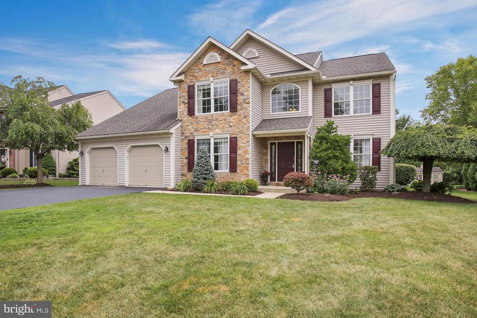 313 Kentucky Ave, Reading, PA 19608 33 Photos Movoto