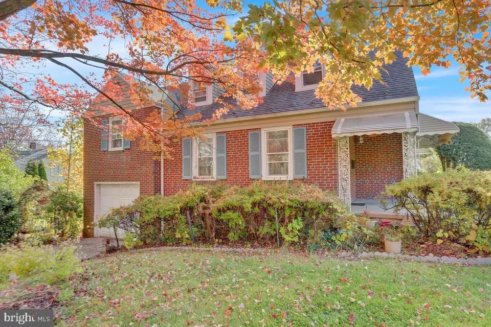 825 Kenhorst Blvd, Reading, PA 19611 20 Photos Movoto