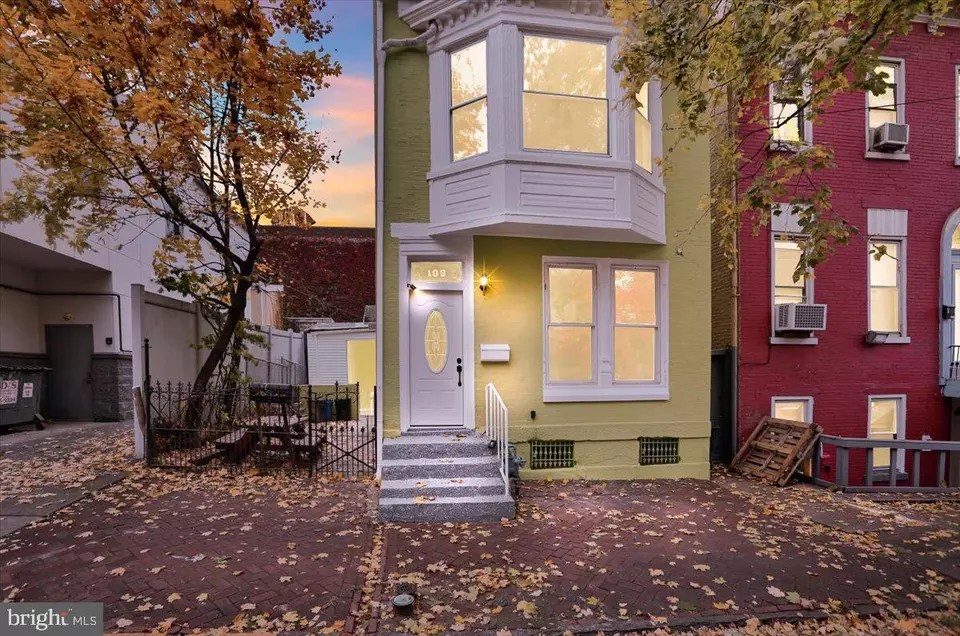 108 N 3rd St, Reading, PA 19601 | 26 Photos - Movoto