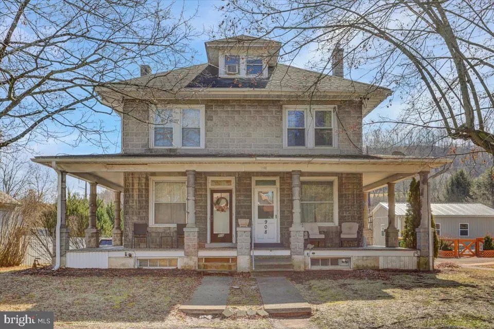 908 Fritztown Rd, Sinking Spring, PA 19608 32 Photos Movoto