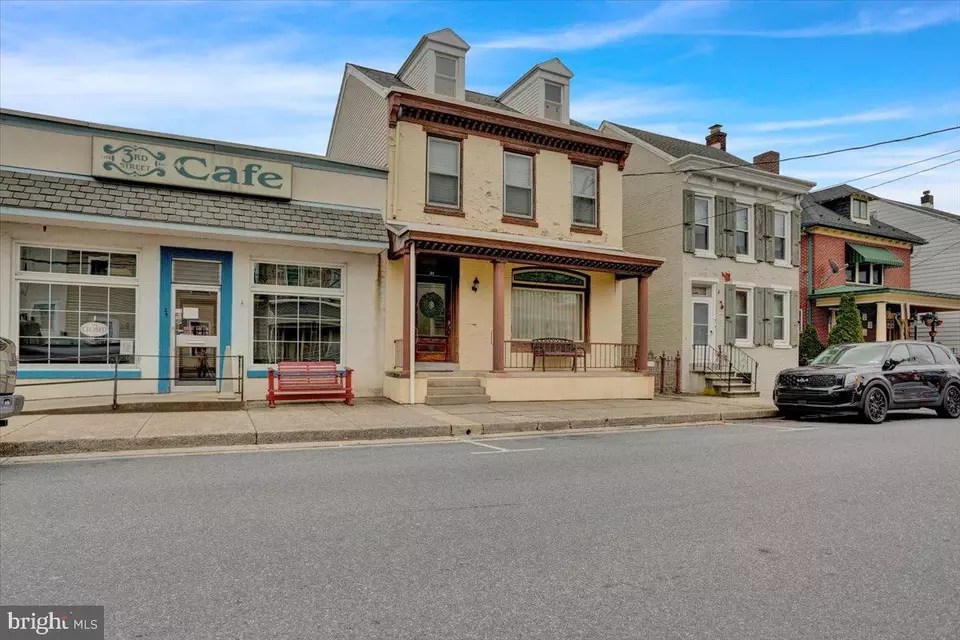 31 S 3rd St, Hamburg, PA 19526 50 Photos Movoto