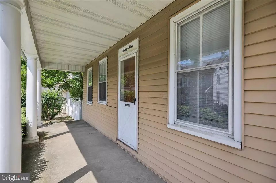 39 Main St, Mohnton, PA 19540 41 Photos Movoto